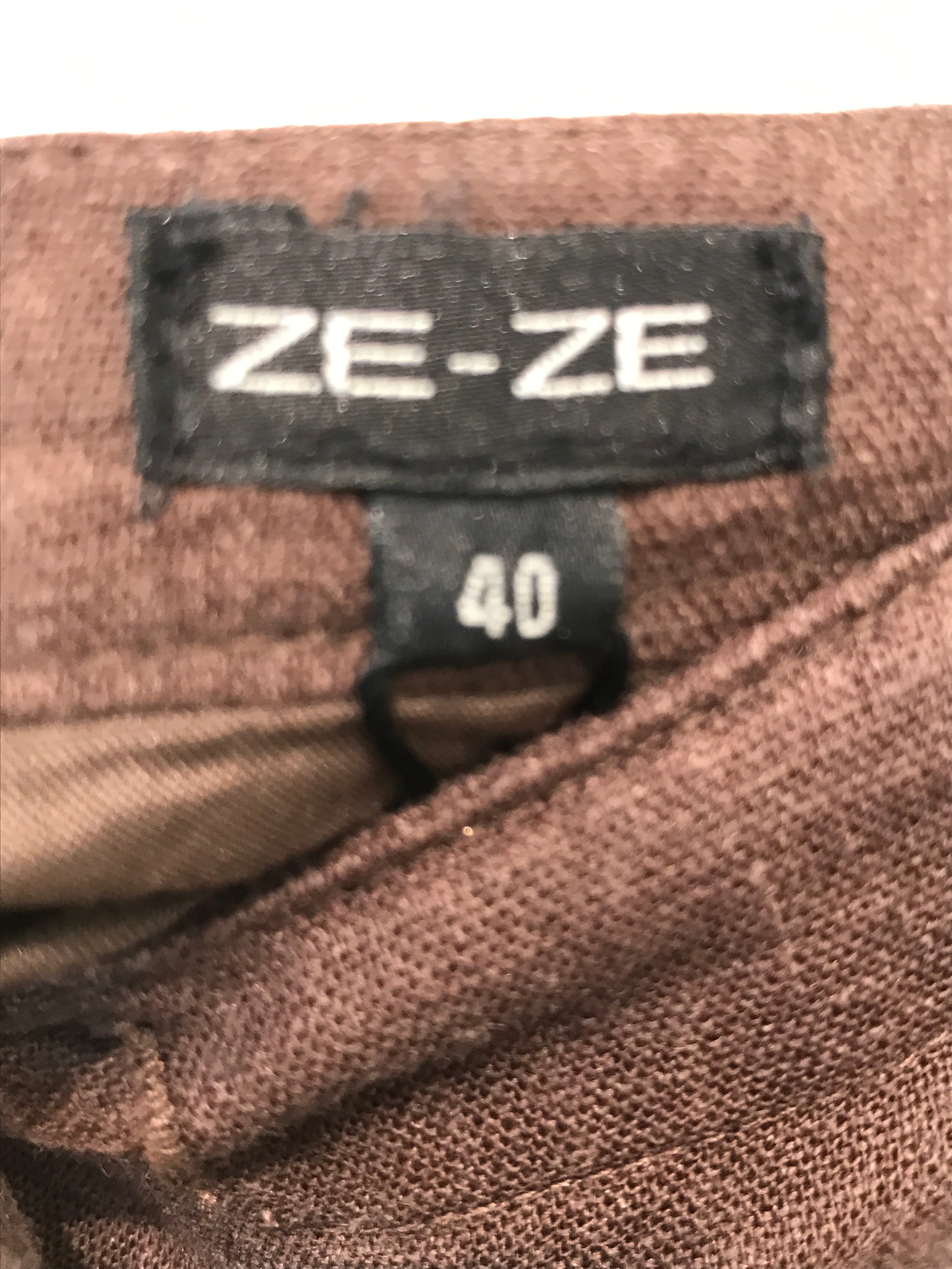 Ze-Ze Nederdel